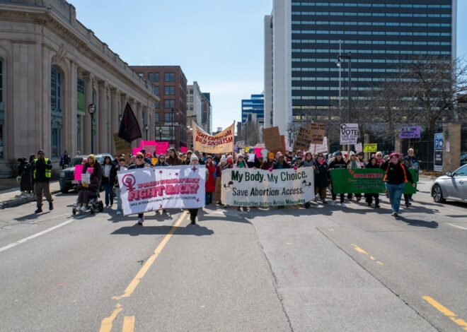 Milwaukee Mobilizes Over 1000 For International Women’s Day