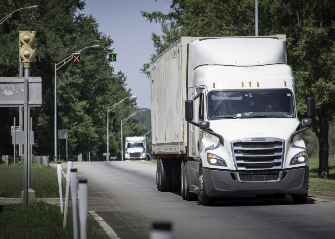 Trucking company with 41 drivers shuts down after dispute with bank
