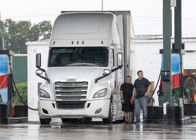 Fuel-Saving Tech Tools Worth Trying in 2025