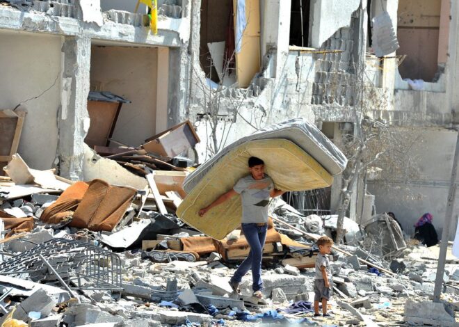 Israel Is Creating a Power Vacuum in Gaza by Backing Armed Looters — and Killing Anyone Who Tries to Stop Them