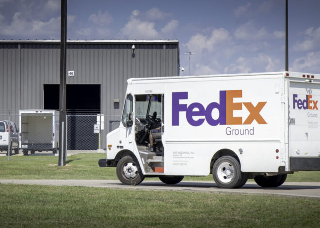 Amazon taps FedEx for big-and-bulky residential deliveries