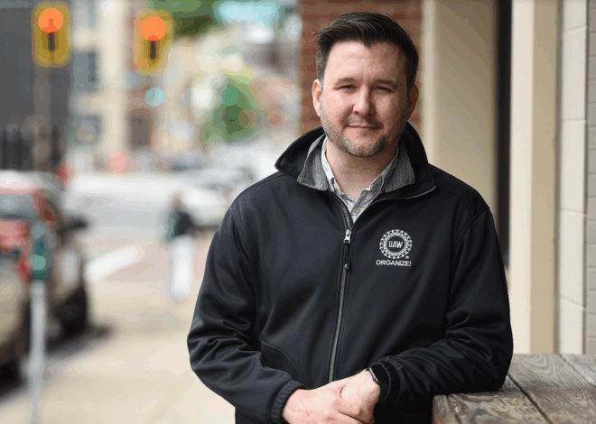UAW Top Communications Staffer Denounces Union’s Chief of Staff