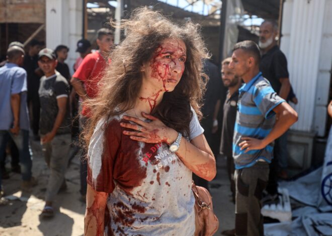 At Least 95 Killed in Gaza as Israeli Forces Bomb Cafe, Shoot Aid Seekers