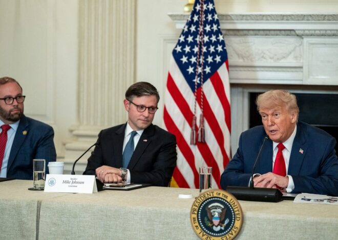 102 House Democrats, Including Jeffries, Help GOP Send Crypto Bill to Trump’s Desk