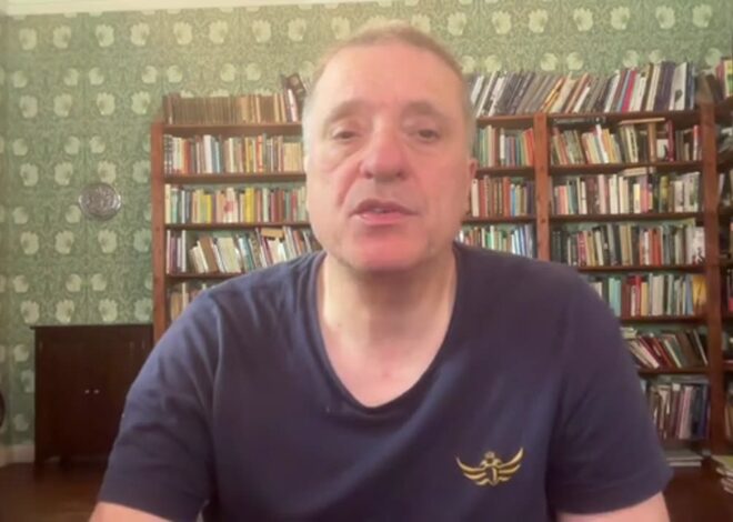 Russia Enters Pokrovsk; China Mulls Big Three Trump Putin Xi Summit; Russiagate Disclosures Rock DC