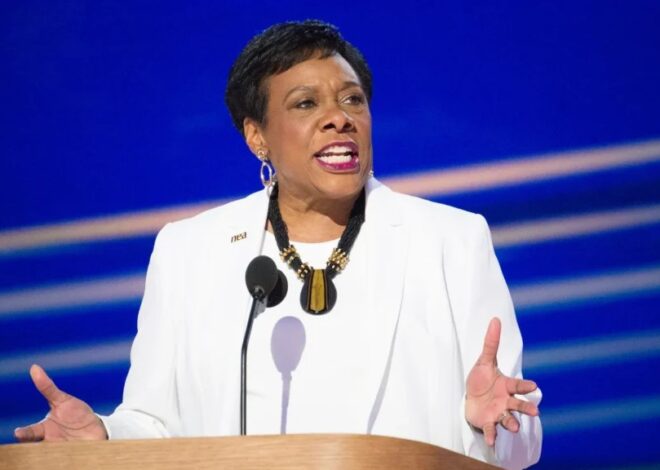 Hundreds of Jewish groups urge NEA to reject ADL ban