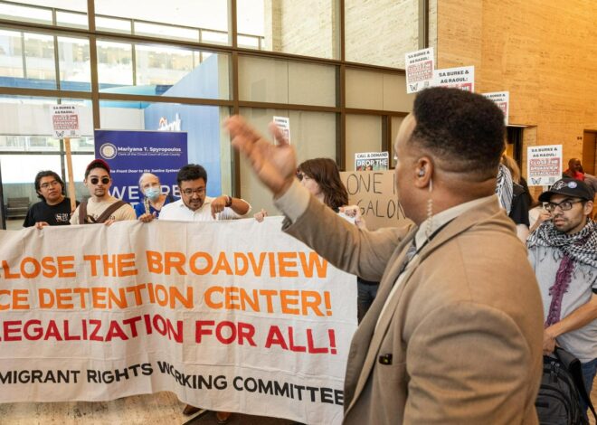 Chicago tells local officials to shut down the Broadview ICE facility — Fight Back! News