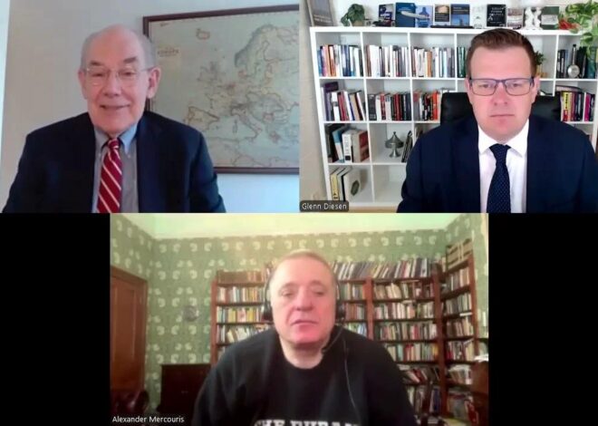 Ukraine War Will Now Be Resolved on Battlefield John Mearsheimer, Alexander Mercouris & Glenn Diesen