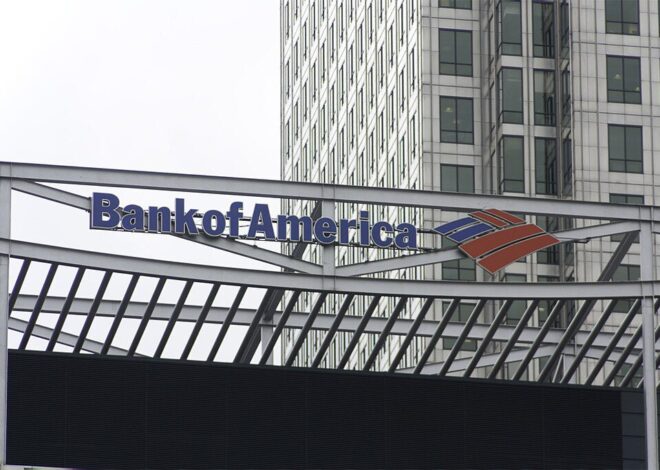 Bank CEOs Rake In Big Profits as Wall Street Ramps Up Fossil Fuel Financing