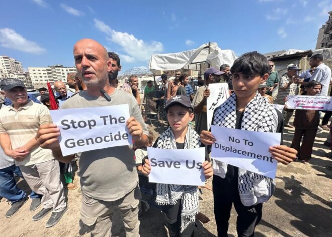 Palestinians in Gaza City hold ‘Last Hour’ protest
