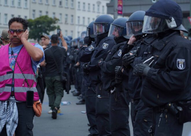 Berlin Cops Beat up Queers for Palestine