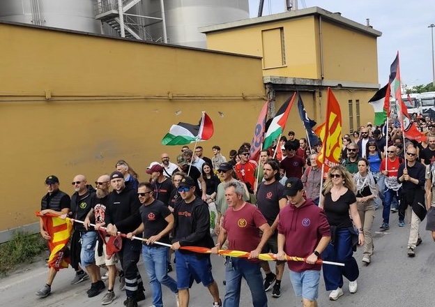 Dockworkers in Italy Block Arms Shipment to Israel – Consortium News