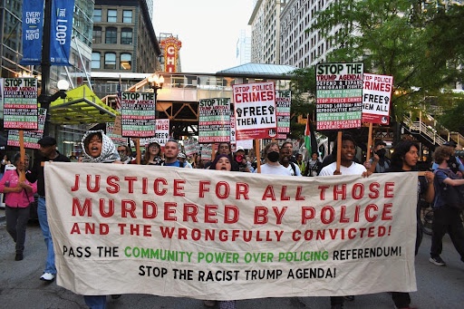 Chicago protest against Trump’s racist attacks on D.C. and threats to Chicago — Fight Back! News