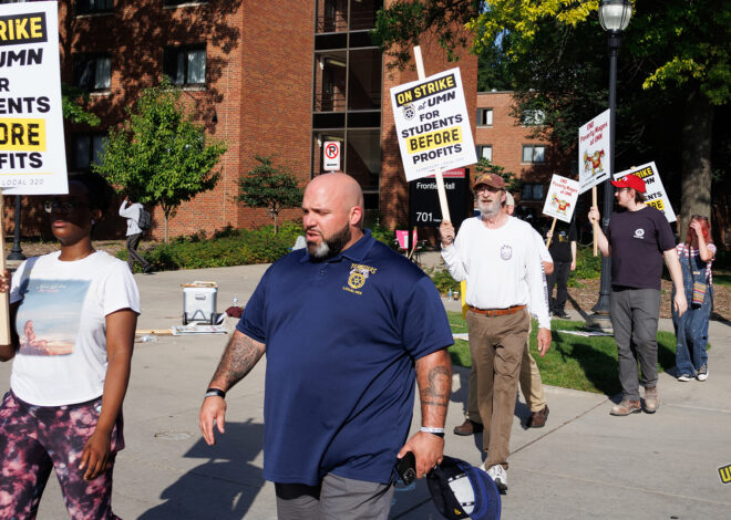 Workers at UMN Take Historic Stand in Teamsters Strike