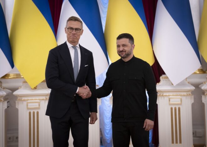 Finland’s President Says Security Guarantees for Ukraine Must Include Willingness to Fight Russia