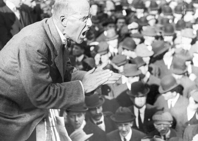 The First Amendment freedom of speech in theory and practice