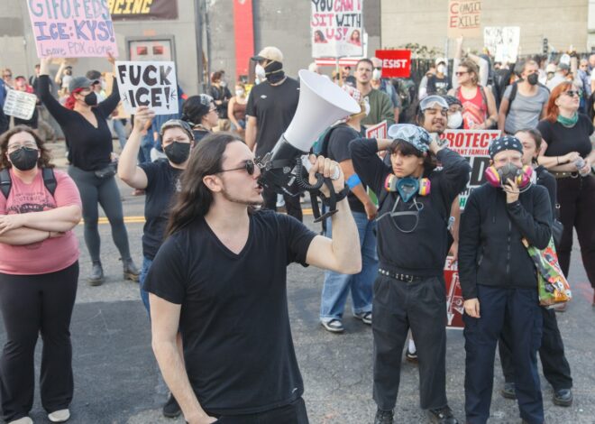 Portland stands against Trump’s threat to deploy troops to city — Fight Back! News