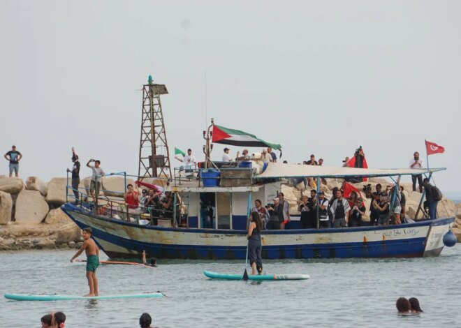 Israel Raids Global Sumud Flotilla, Abducts Over 400 Volunteers, Group Says