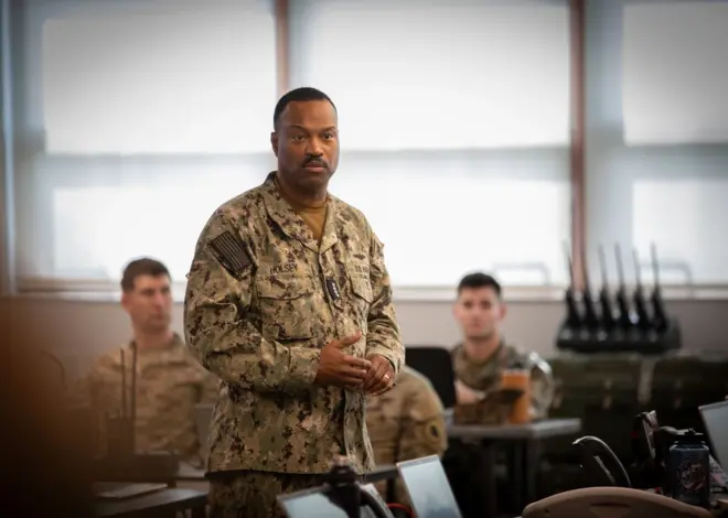 Head of US Southern Command To Step Down Amid Strikes on Boats and Push Toward Venezuela Regime Change