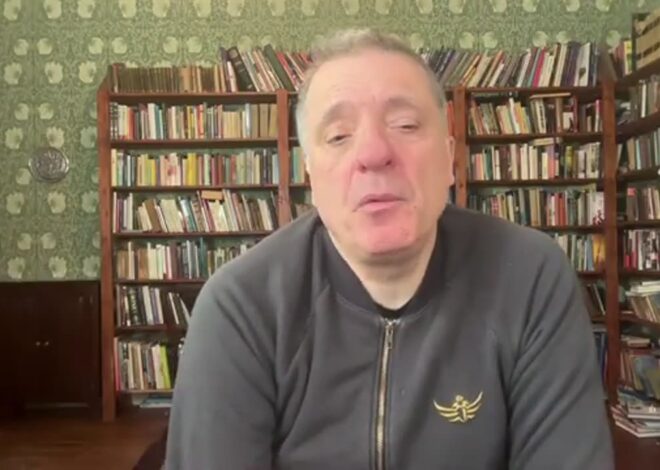 Moscow Prepares Donbass Cauldron; Kiev Evacuates Slavyansk; US Out Of Tomahawks; EU/NATO Meet Argue
