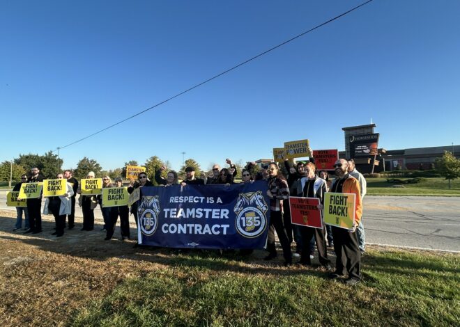 Horseshoe Casino workers authorize strike for recognition amid government shutdown — Fight Back! News