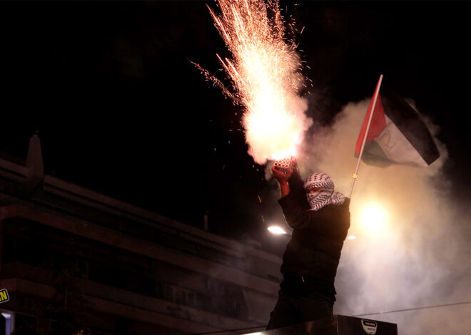 Demonstrators Protest in Front of the Israeli Embassy in Greece, Police Violently Attack Crowd