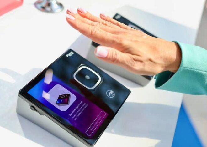 Russian banks unveil “pay with your palm” – OffGuardian
