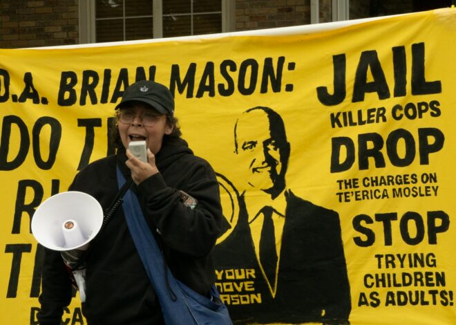 Aurora community demands DA Brian Mason prosecute killer cops — Fight Back! News
