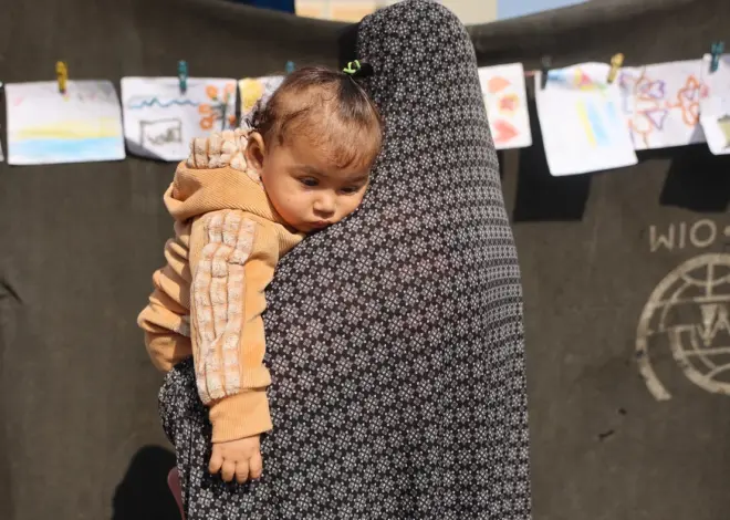 Palestinians face rain without shelters as Israel blocks tents