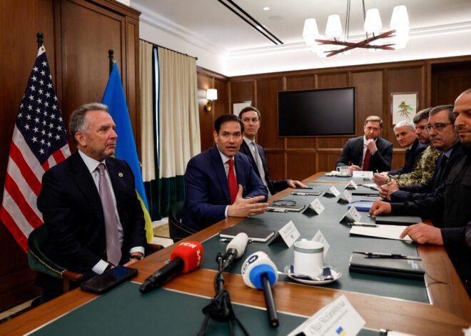 US and Ukrainian Officials Hold Talks in Florida on Potential Peace Plan