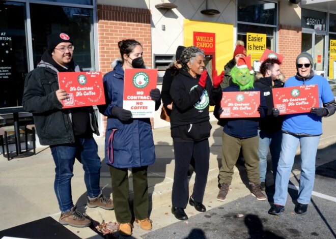 No Contract Means No Coffee as Starbucks Baristas Walk Out