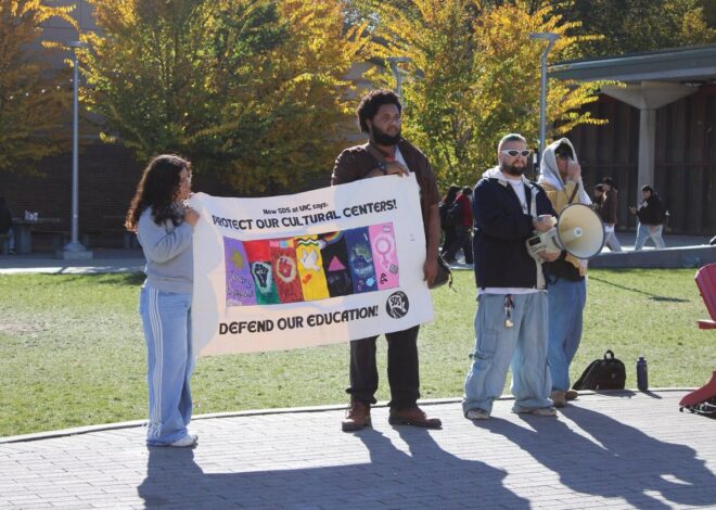 Chicago students demand transparency from UIC administration on ICE and DEI policies — Fight Back! News