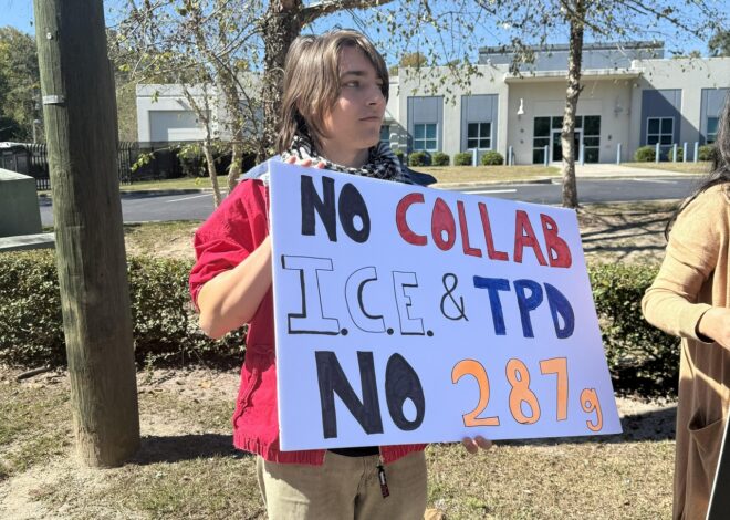 Tallahassee stands with immigrant communities on Día de los Muertos — Fight Back! News