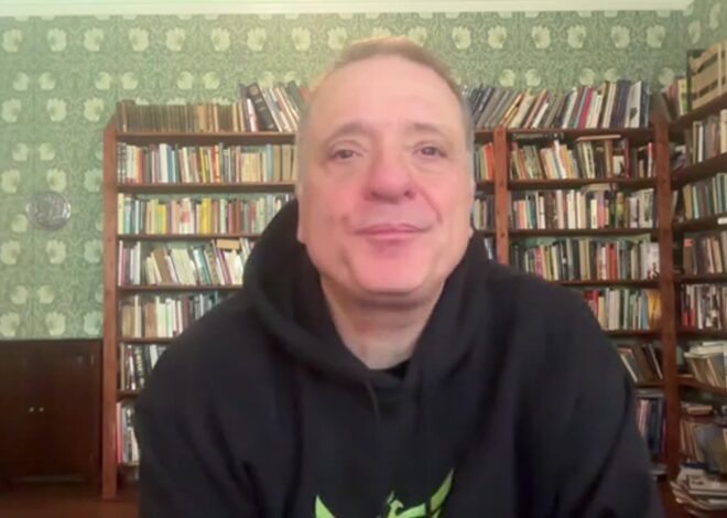 Kiev Crisis; Zelensky Corruption Probe Target; Pokrovsk Troops Surrender; Zaporozhye Panic; Kupiansk