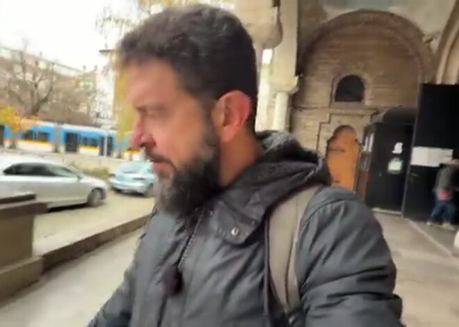 Trump closes Venezuela airspace. Zelensky faces party collapse. Merz increases money to Ukraine