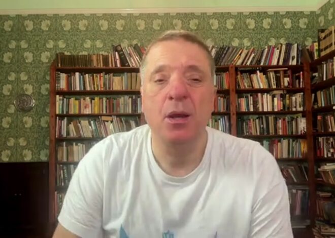 Kiev Trembles As Pokrovsk Falls; Disastrous Extraction Mission; Russia Rolls Out Poseidon Submarine