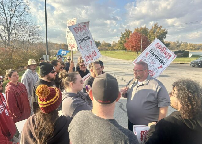 Horseshoe Indianapolis dealers resist repression in 4th week of historic strike for recognition — Fight Back! News