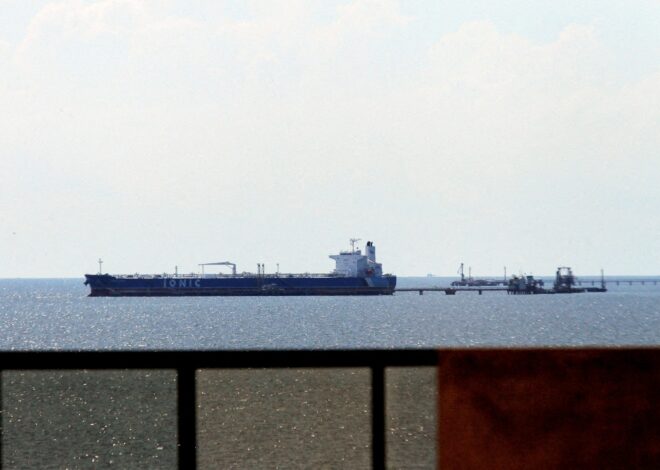 Venezuela Orders Its Navy To Escort Oil Tankers After Trump’s Blockade Threat