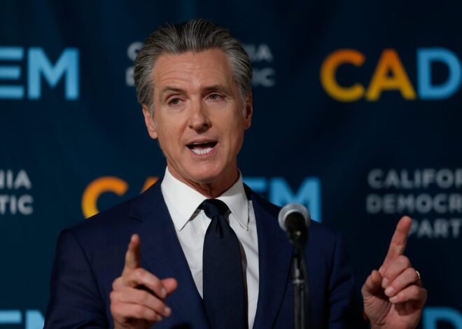 Dem Governors Gathered With AI Lobbyists Ahead of Trump Preemption EO