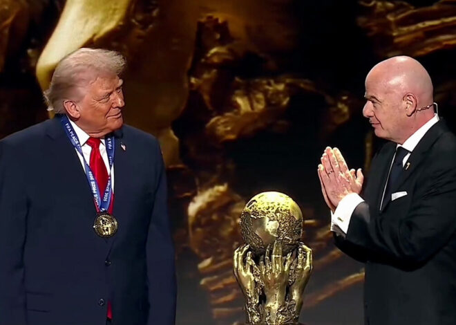 FIFA President Presents Trump With Newly-Created âPeace Prizeâ Amid Ongoing Gaza Genocide