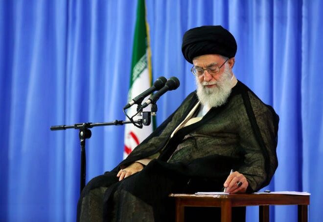 Khamenei Says Riots Aimed at Pleasing Trump, Vows Iran Will Not Retreat