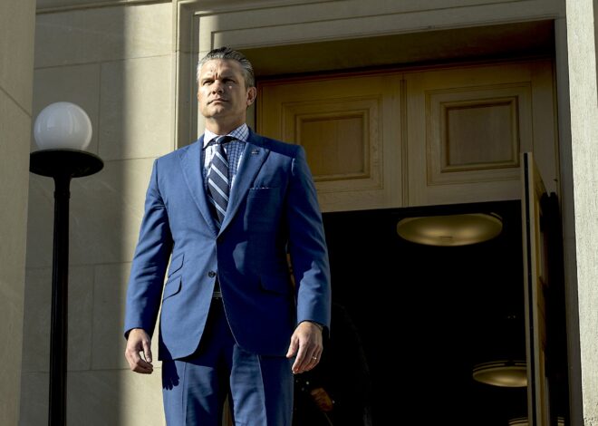 Serial Buffoon at the Pentagon – Consortium News