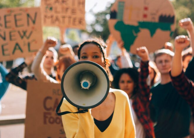 Disillusioned by the Neoliberal Establishment