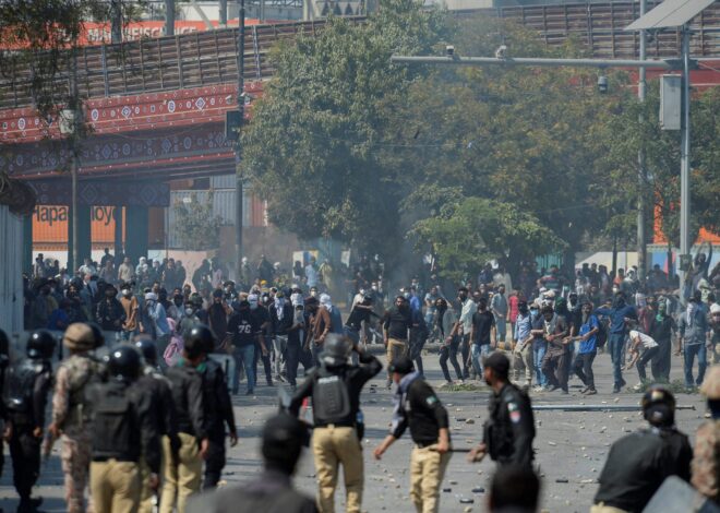 At Least 22 Killed in Pakistan During Protests Against US-Israeli Attacks on Iran