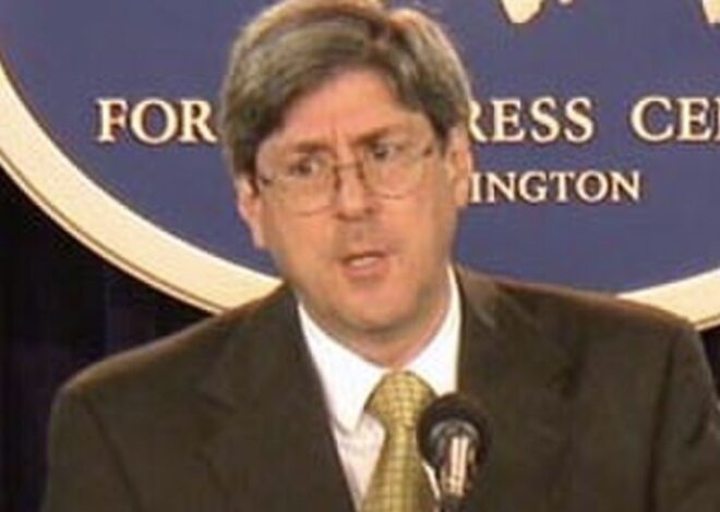 Pentagon insider says high U.S official Douglas Feith reported to Netanyahu