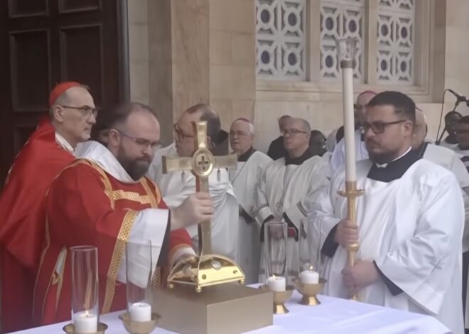 Israeli police block Catholic cardinal from church on Palm Sunday