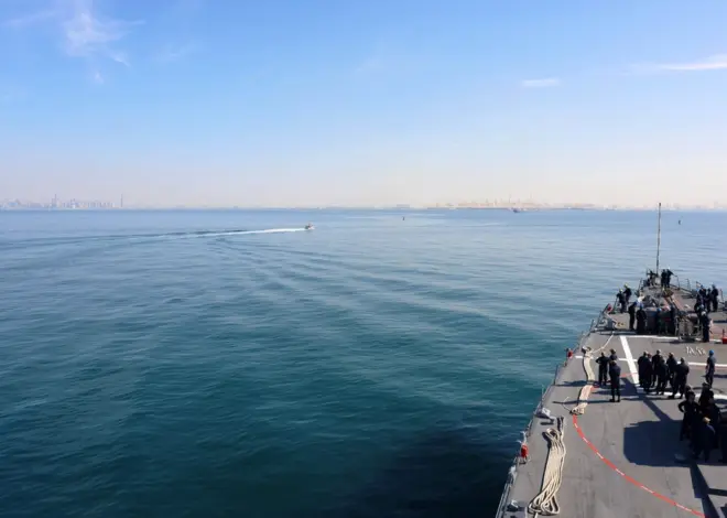 US Navy May Escort Tankers Through the Strait of Hormuz