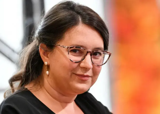 CBS News Ousts Bureau Chief Over Spat With Bari Weiss on Gaza