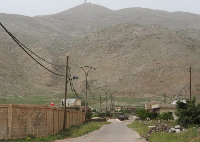 Israeli colonists invade Hadar, a town Israel & al-Qaeda co-attacked for years