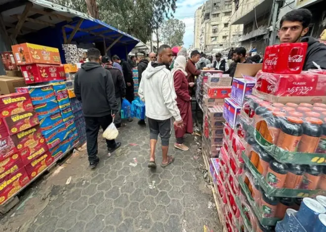 Gaza flooded with sweets as fuel and medicine withheld